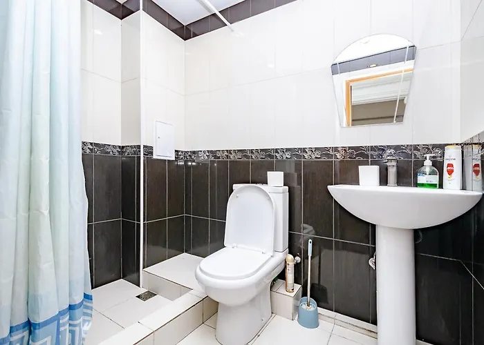 19Tumanyan Excellent Apartment In The Centre Of Capital