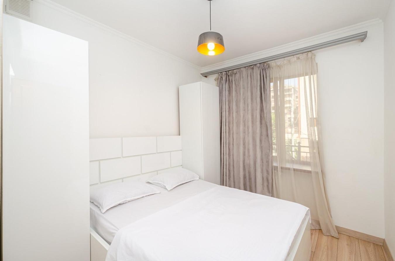 19tumanyan Excellent In The Centre Of Capital * Erivan